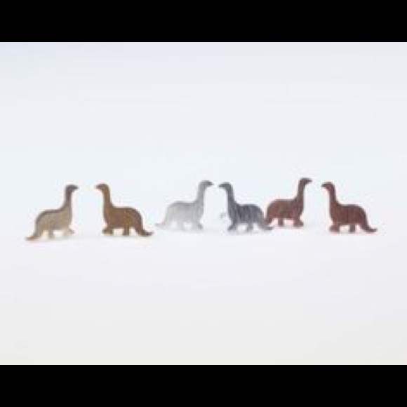 Rose gold or Silver dinosaur earrings brand new - Picture 6 of 6